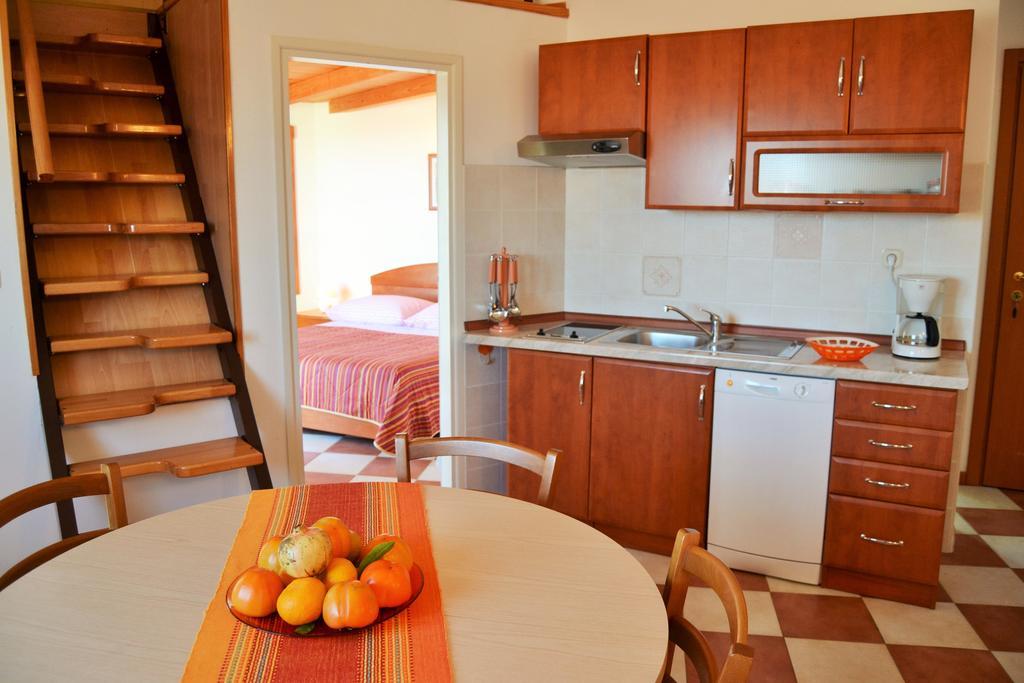 Apartments Green Village Premantura Rom bilde