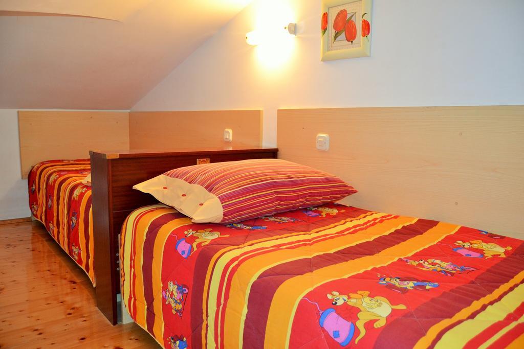 Apartments Green Village Premantura Rom bilde